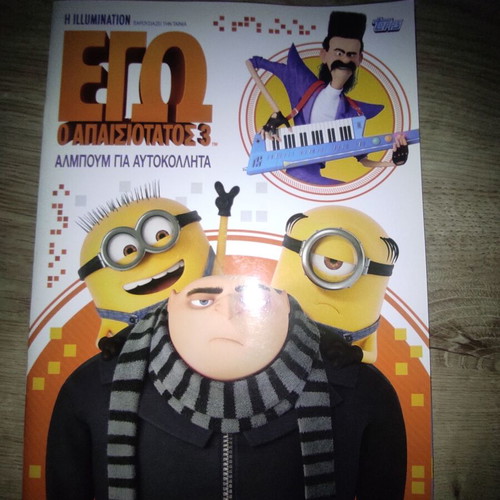 Topps Despicable Me 3 Sticker Album used, completed