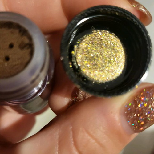 Nyx gold eyeshadow new