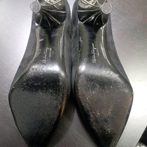 Ferragamo pumps used, size 37, black