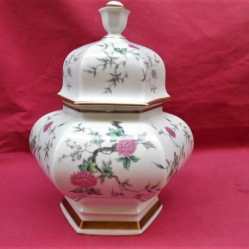 Seltmann Weiden Bavaria Royal China porcelain vase used, 1950s