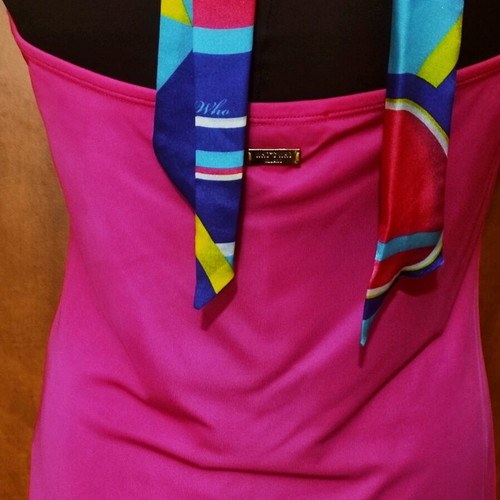 Luxury Who's Who Fuchsia Halter Top καινούργιο, μέγεθος M, 100% Viscosa