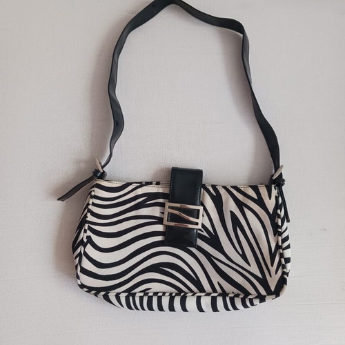 Zebra print handbag like new, white