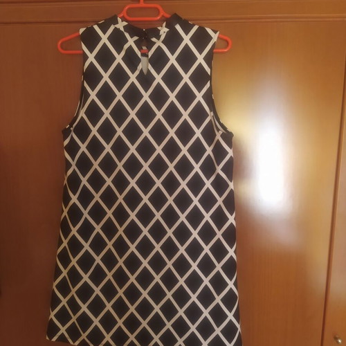 Pink Woman dress like new, size L, black and white