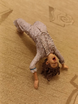 Regan (Spider-Walk) The Exorcist Cult Classics Series 7 2008 NECA figure used