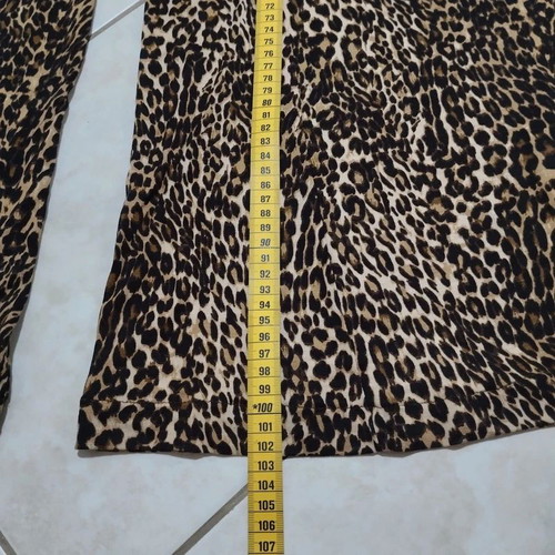 Animal print leopard palazzo pants, size M, elastic, stylish