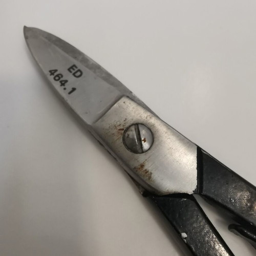 Metal cutting scissors used, for metal sheets and jewelry making