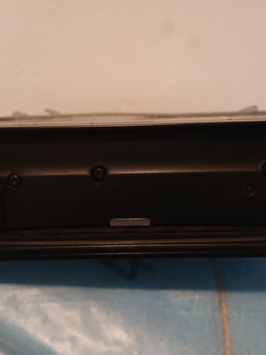 Sony CDX 3900R radio CD player used with detachable faceplate