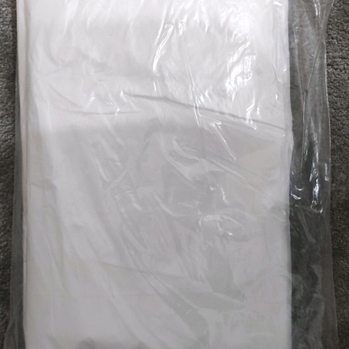 Nylon disposable aprons pack of 200 like new