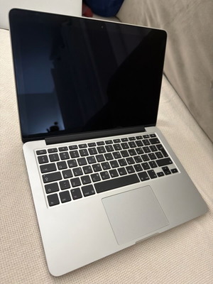 Makbook Pro used