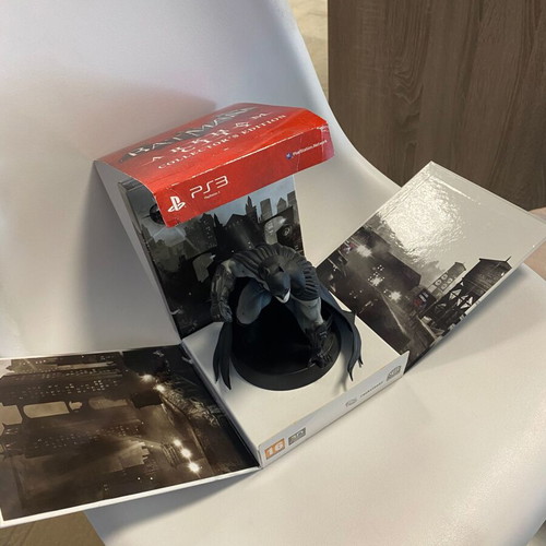 Batman Arkham City Collector's Edition PS3 like new, English version