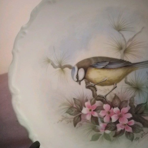 Royal Albert collectible porcelain plate with birds like new