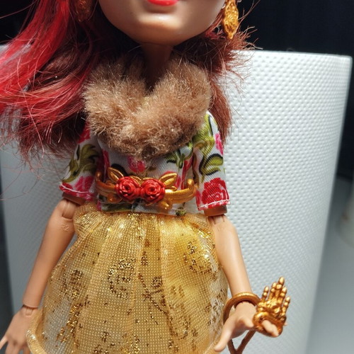 Rosabella Beauty Ever After High doll with 3D printed accessories
