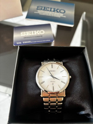 Seiko Premier SKP391P1 ανδρικό ρολόι καινούργιο, full set, ασημί quartz