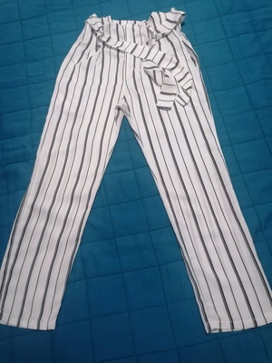 Paper bag pants used black and white, size S, with belt
