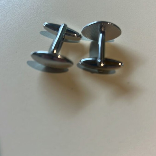 Oxford Company Cufflinks like new, nickel, American football ball shape