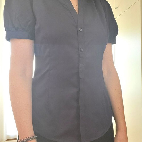 Purple satin shirt H&M with short balloon sleeves like new, size M