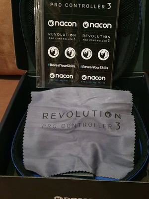 Nacon Revolution Pro Controller 3 wired, like new