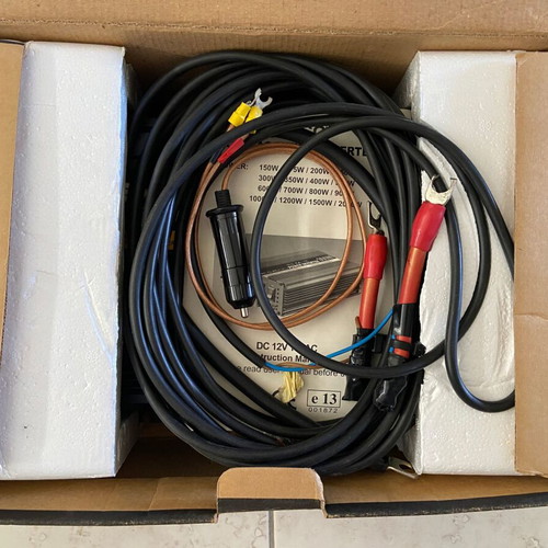Paco Power Inverter 12V DC to 230V AC 1200W like new