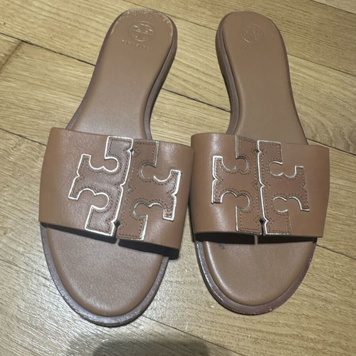 Tory Burch Ines Πέδιλα σαν καινούργιο, καφέ με χρυσές λεπτομέρειες