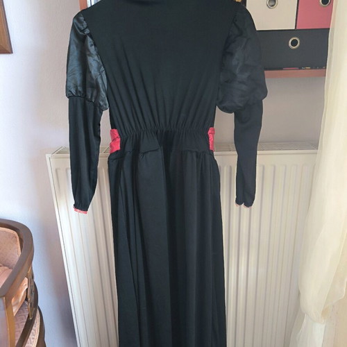 Vampire costume for girl like new size 14