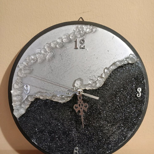 Wall clock new with wood and liquid glass handmade