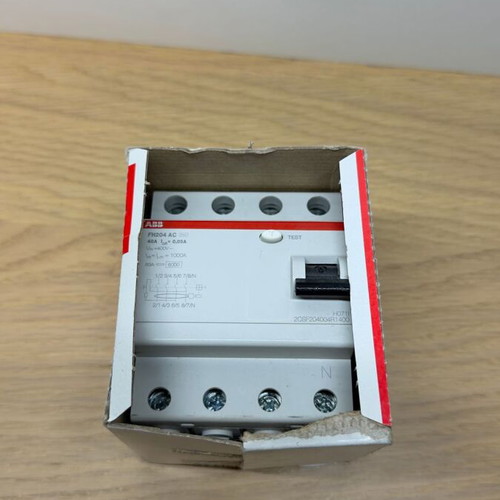 ABB FH 204 AC-40/0.03 circuit breaker new