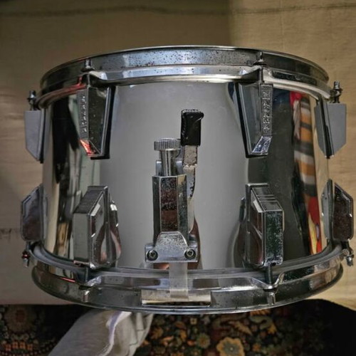 Remo snare used with some rust