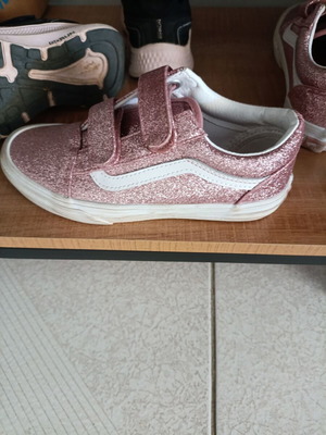 Vans girls' shoes size 32 used, pink