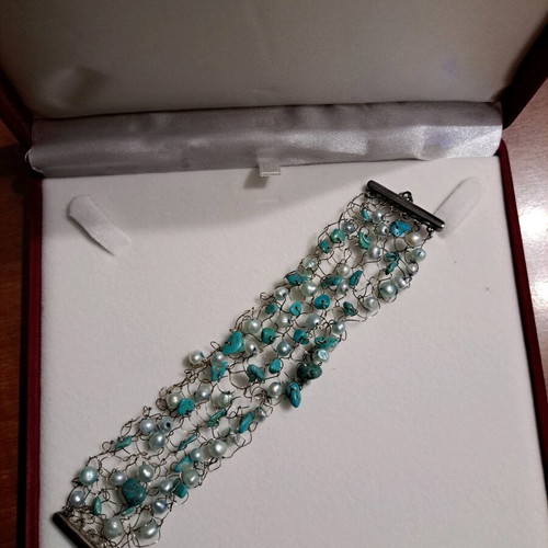 Handmade necklace and bracelet set used, silver with freshwater pearls and turquoise