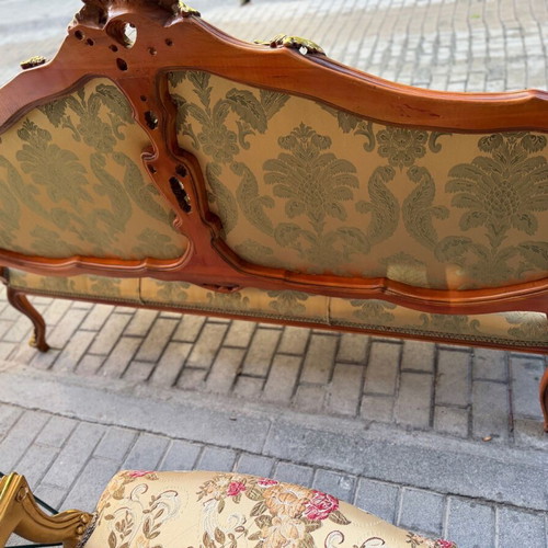Rosewood sofa set like new