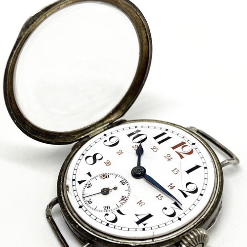 Military vintage wristwatch 1910 used men's