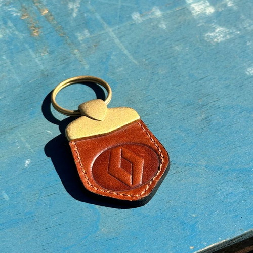 Renault vintage leather car keychain like new, embossed logo