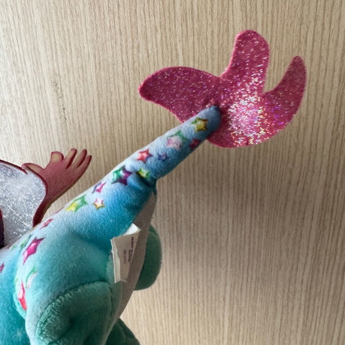 Plush dragon like new