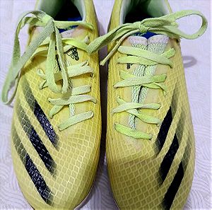 Adidas αθλητικά παιδικά ποδοσφαίρου με τάπες 34 νούμερο