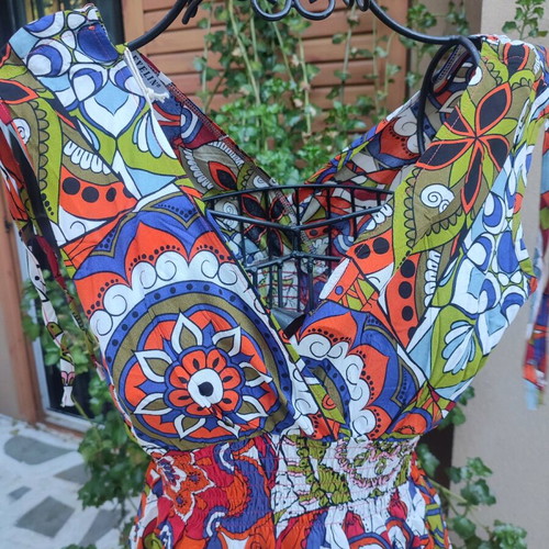 Dress short-sleeved with colorful pattern, new, size S/M