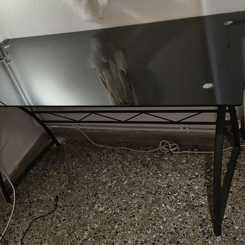 Glass desk like new