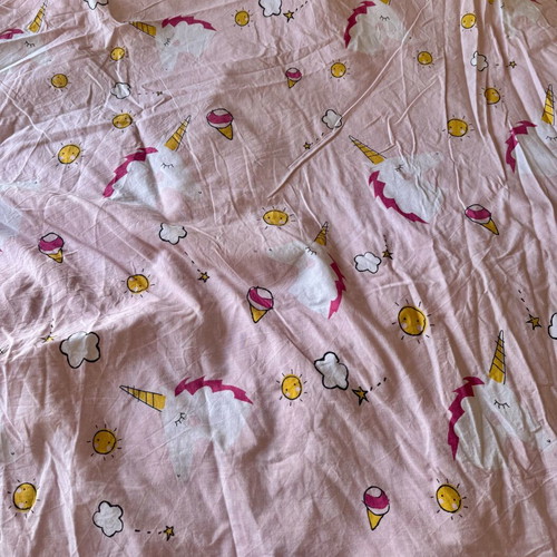 Unicorn duvet cover set 220x210 with 2 pink kawaii pillowcases like new