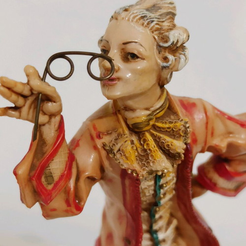 Italian decorative figures like new with Carrara marble base