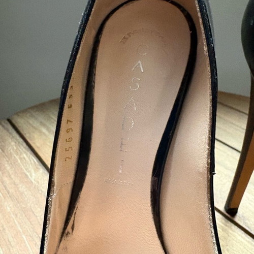 Casadei patent leather pumps like new, black, size 37.5