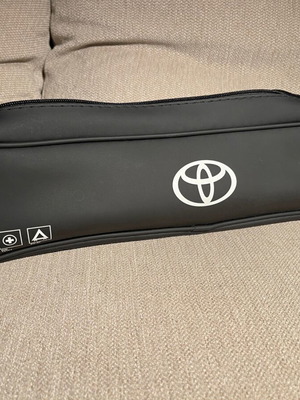 Чанта за пожарогасител Toyota