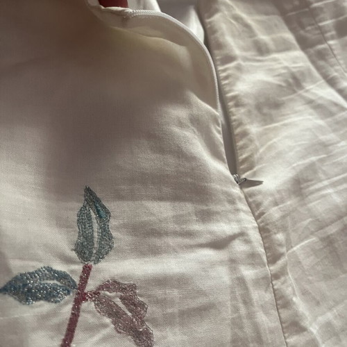 Linen skirt with embroidery, M/L, white