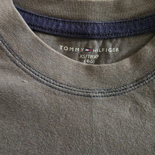 Tommy Hilfiger T-shirt used, size 4/5, brown