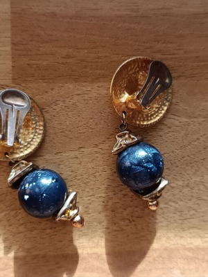 Earrings clips vintage used