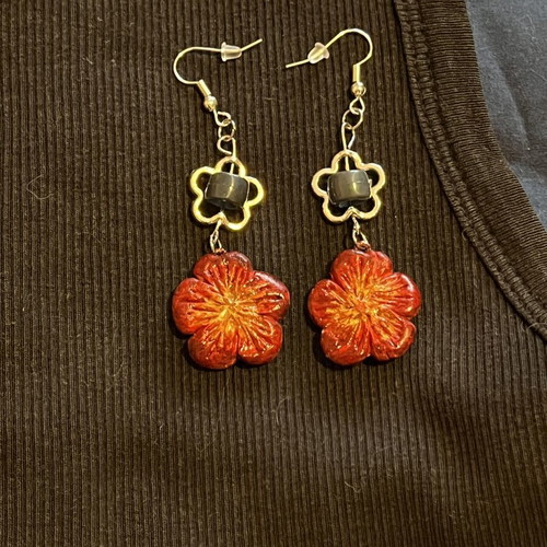 Alternative red earrings, handmade from scratch