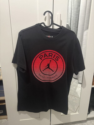Jordan T shirt like new, black, size M