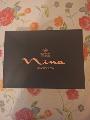 Nina Ricci platform sandals shoes new, size 37, black