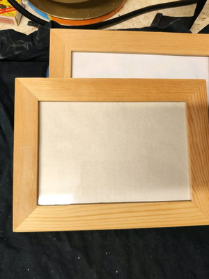 Ξύλινες κορνίζες καινούργιες, σετ 2, 16x22 εκ.