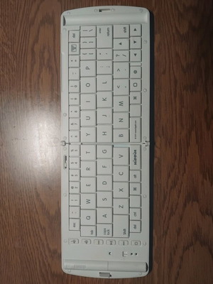 Hippih ασύρματο πληκτρολόγιο Bluetooth σαν καινούργιο για ios ή android