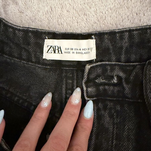 Mini shorts Satinette like new, size 36, black and grey