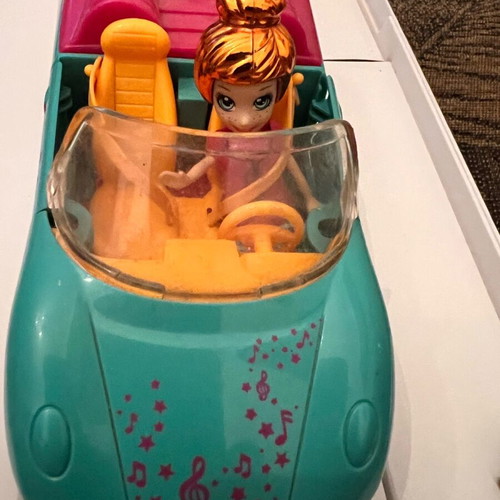 Mattel 2007 vintage original convertible car Polypocket with doll and roller-skate like new